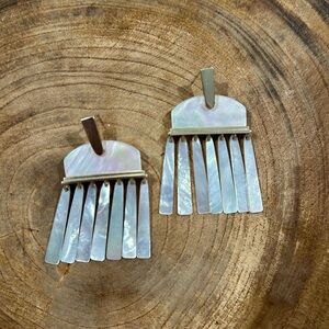 Kendra Scott Earrings-Mother of Pearl/ Gold